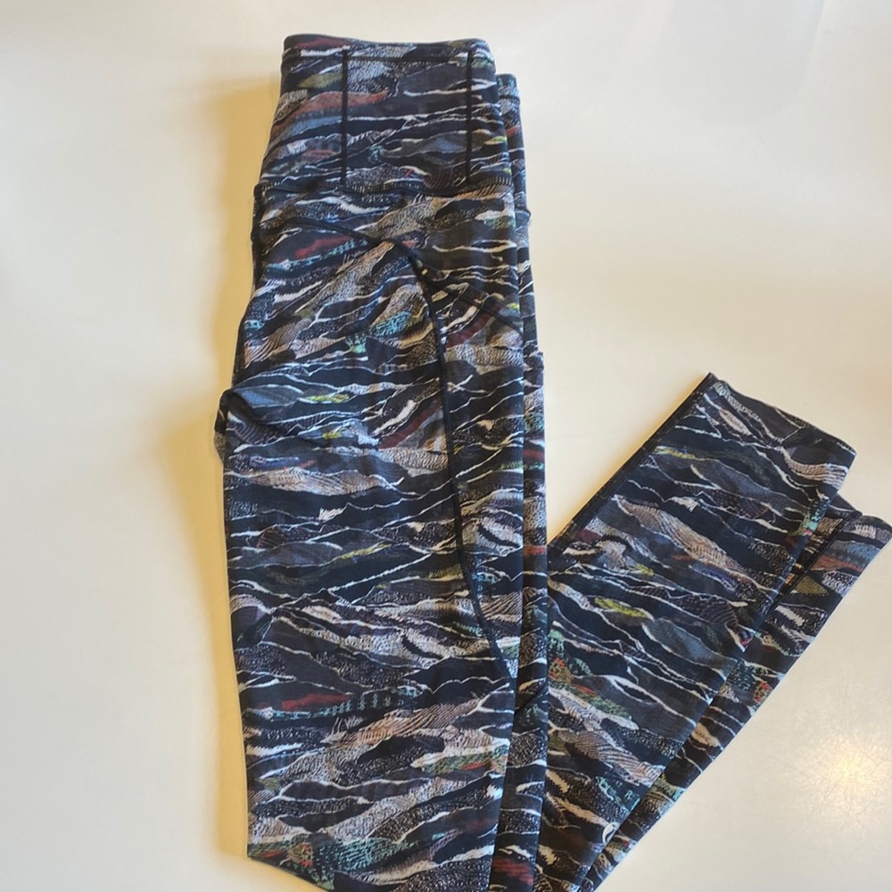 Lululemon Fast and Free leggings size 4